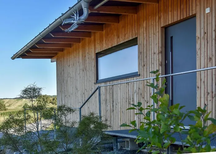 Rueckzugsort In Modernem Holzhaus *