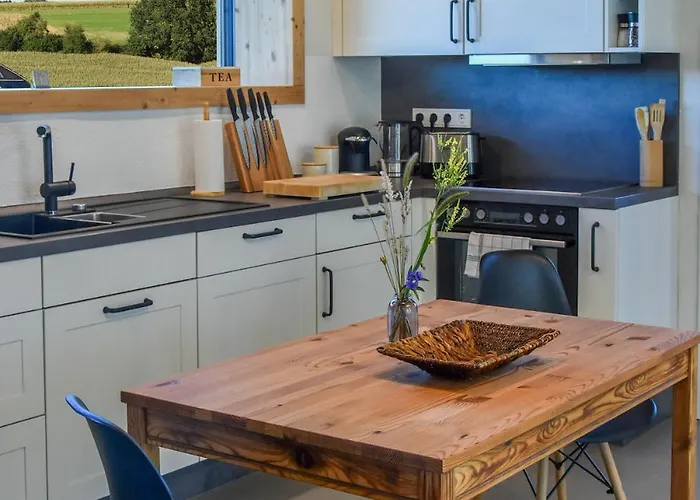 Rueckzugsort In Modernem Holzhaus *