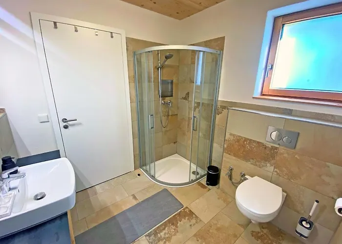 Rueckzugsort In Modernem Holzhaus